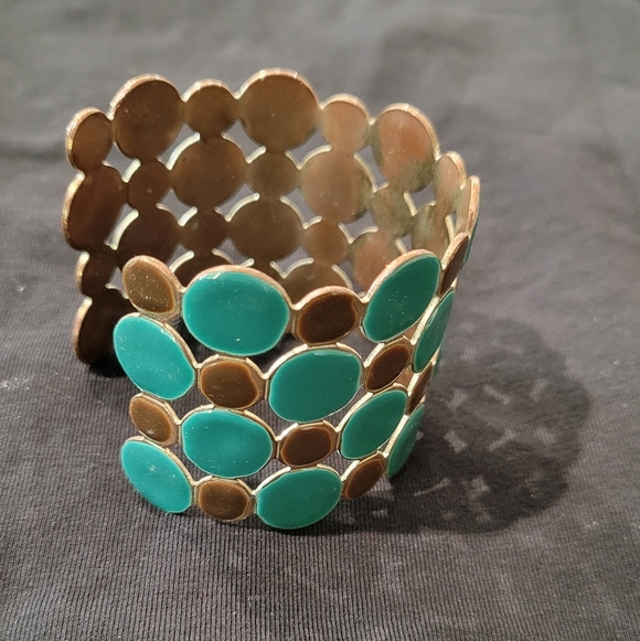 ๐ Metal Cuff Bracelet โ Gold, Turquoise Blue & Brown | Boho Statement Piece - Picture 2 of 3